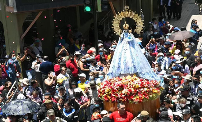 Daniel Noboa decretó feriado en Santa Elena y Loja