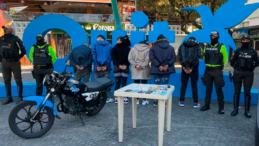 ecuador 221 desmantelan-banda-que-asaltaba-y-traficaba-en-quito.ecuador221.com_.ec_ Desmantelan banda que asaltaba y traficaba en Quito