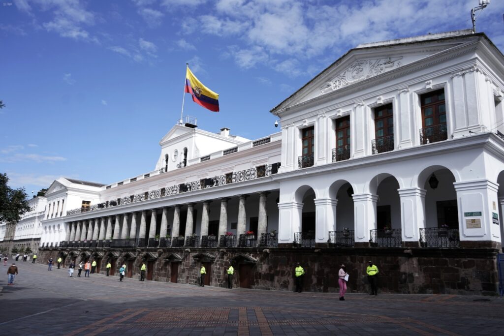 ecuador-fusiona-ministerios-y-adopta-nueva-identidad-institucional.ecuador221.com_.ec_ Ecuador fusiona ministerios y adopta nueva identidad institucional