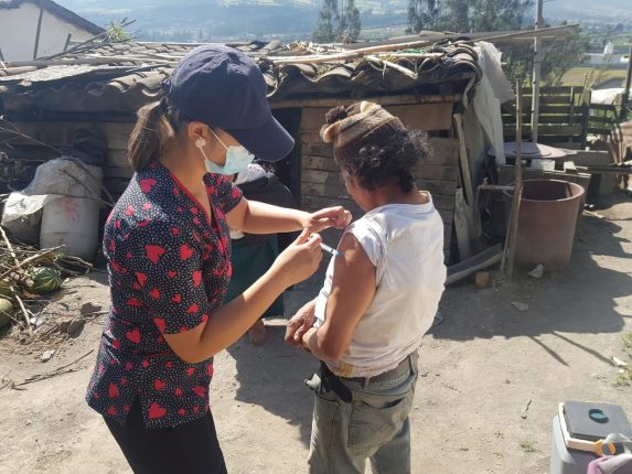 Ecuador moderniza esquema de vacunación tras catorce años