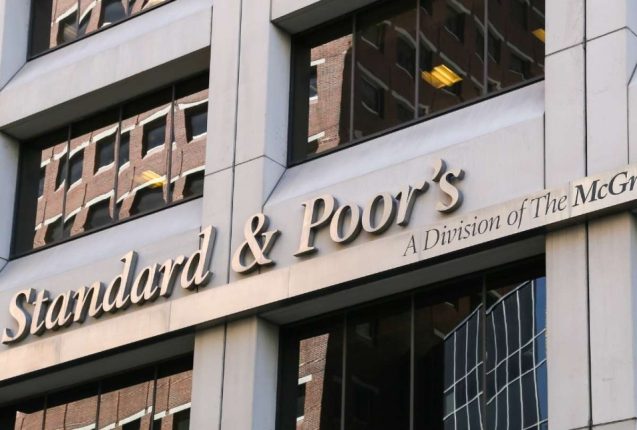 Ecuador recupera confianza internacional y mejora calificación crediticia