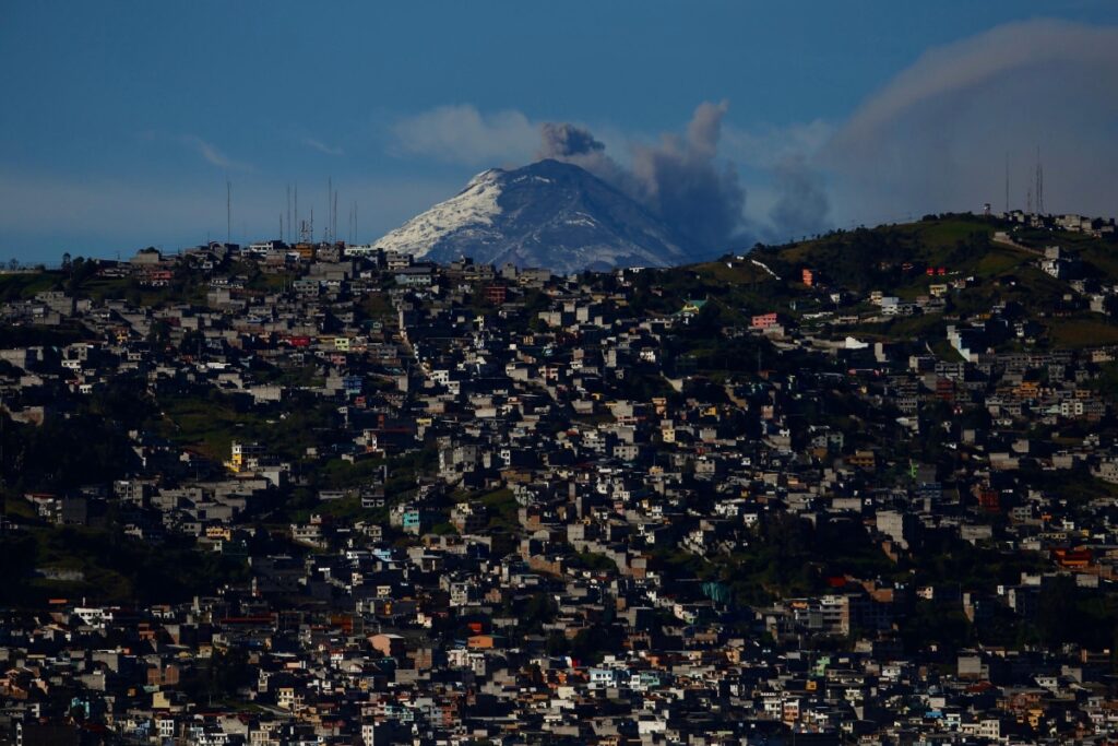 erupcion-del-cotopaxi-pondria-en-riesgo-agua-de-quito.ecuador221.com_.ec_ Erupción del Cotopaxi pondría en riesgo agua de Quito