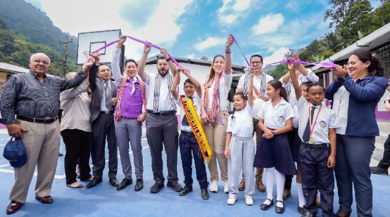 Escuela Rural Martínez Mera reabre tras diez años