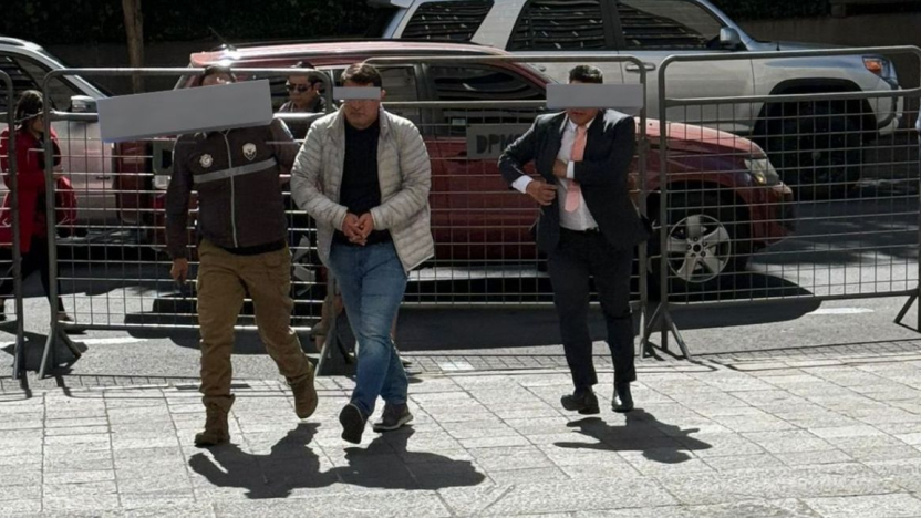 exasambleistas-diaz-y-muentes-son-trasladados-a-la-roca.ecuador221.com_.ec_ Exasambleístas Díaz y Muentes son trasladados a La Roca