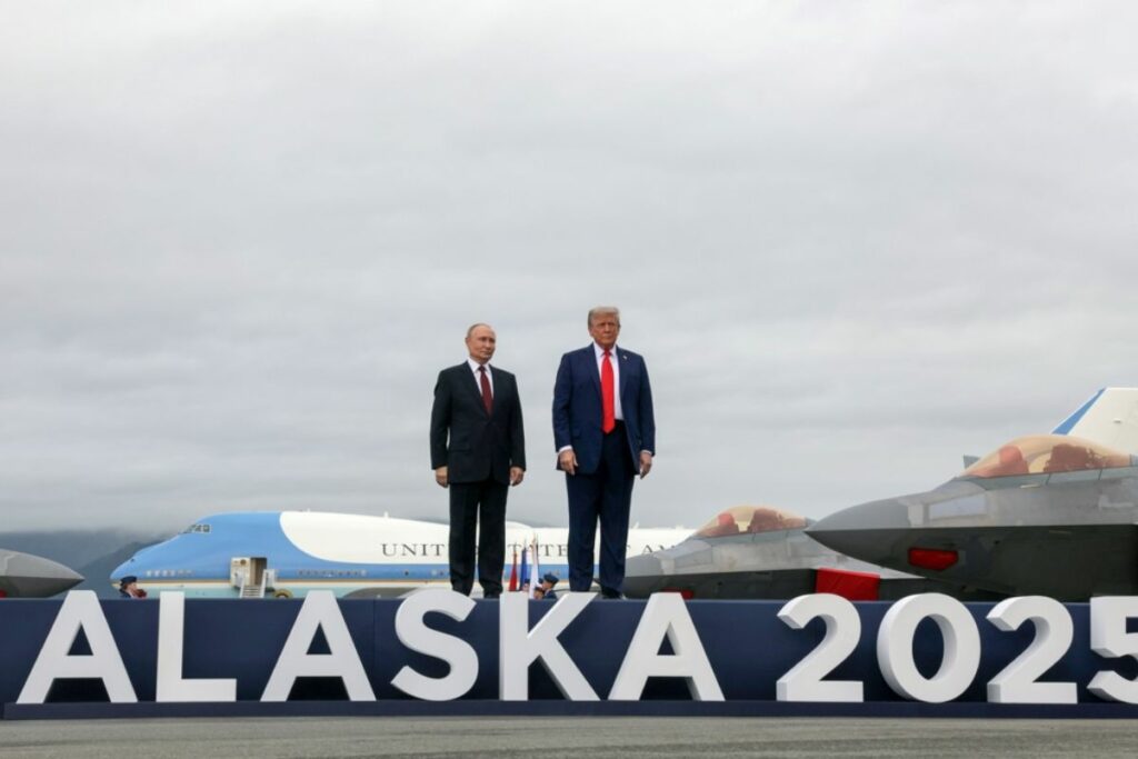 ecuador 221 trump-y-putin-cierran-cumbre-en-alaska-sin-acuerdos.ecuador221.com_.ec_ Trump y Putin cierran cumbre en Alaska sin acuerdos