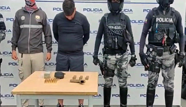 Un integrante de los Chone Killers fue detenido con 10 mil dólares