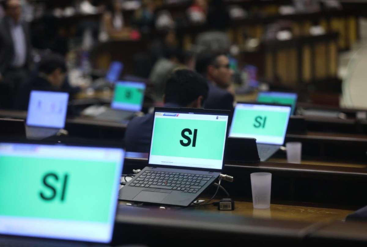 ecuador 221 asamblea-recomienda-dialogo-sobre-diesel-y-recuerda-correa.ecuador221.com_.ec_ Asamblea recomienda diálogo sobre diésel y recuerda Correa