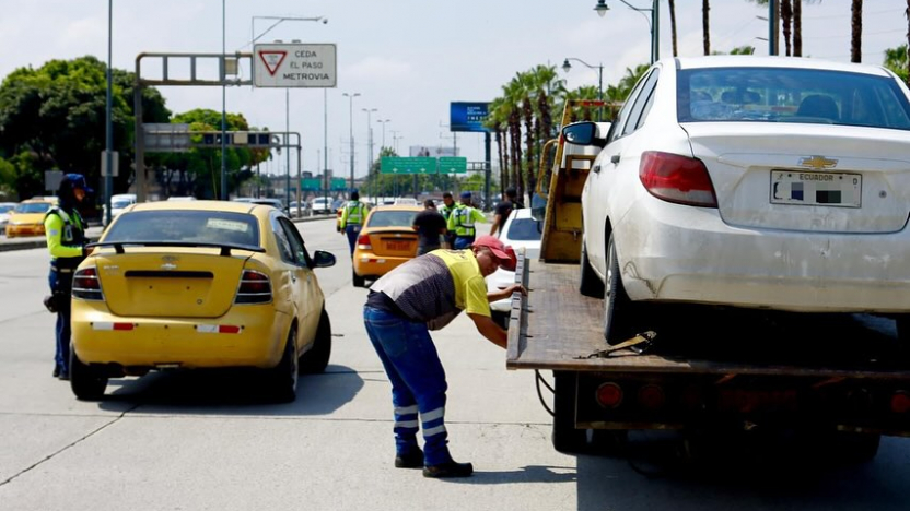 atm-anuncia-multas-retencion-vehiculos-por-placas-papel-guayaquil.ecuador221.com_.ec_ ATM sancionará vehículos con placas provisionales en papel