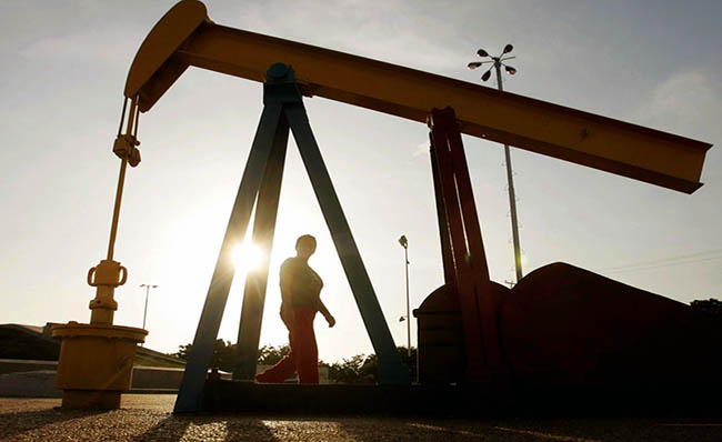 El petróleo de Texas sube un 1 %, hasta 63,30 dólares el barril