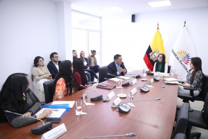 Funcionarios presentan reformas clave para proteger infancia y adolescencia