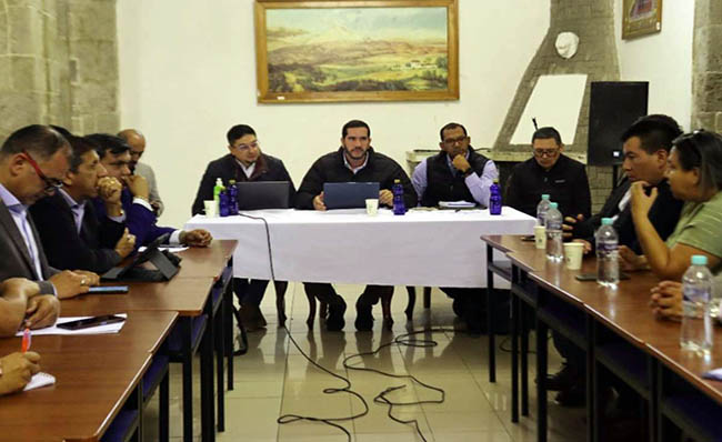 Gobierno y transportistas llegan a acuerdos preliminares