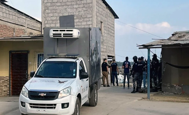 Hallan una cabeza humana y completan el cuerpo