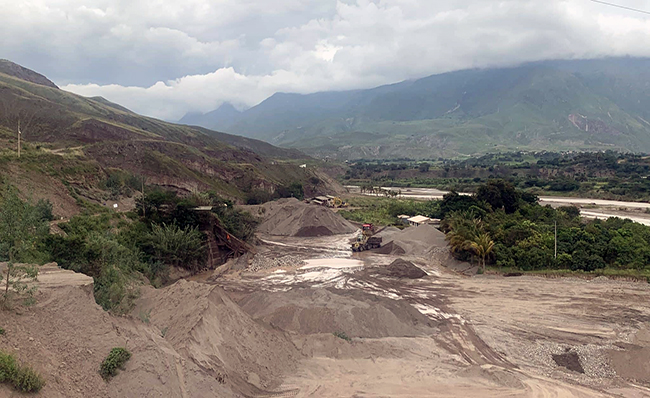 Inés Manzano habló sobre el proyecto Loma Larga en un video