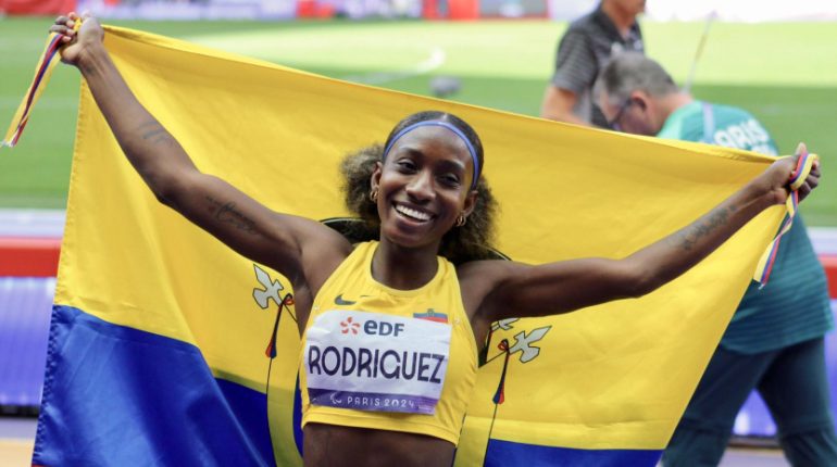 Kiara Rodríguez es tricampeona en 100 metros planos