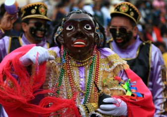 Latacunga vive tradición ancestral con fiesta de la Mama Negra