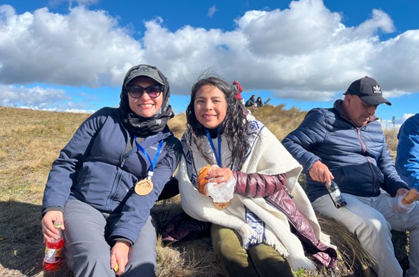 Más de 300 personas reforestan Quimsacocha en Cuenca
