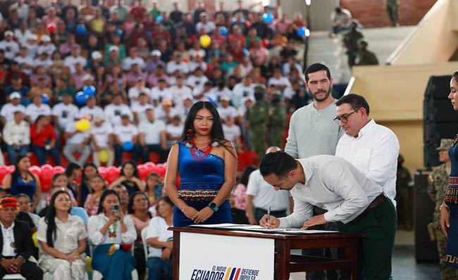 Presidente Noboa compromete recursos para 38 proyectos en la Amazonía