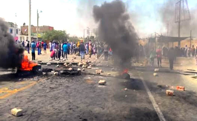 Siete vías del país cerradas por manifestantes
