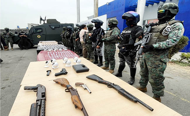 Tormenta 40: Armas, municiones y explosivos hallaron en Durán