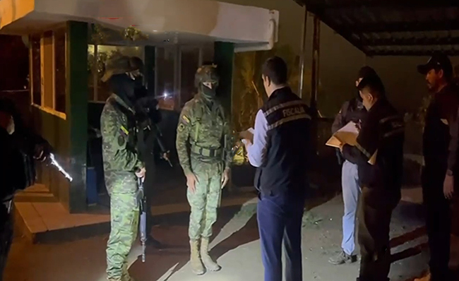 USD 20 millones movió red de contrabando con militares activos