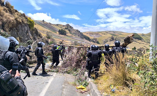 Vía Latacunga - La Maná está abierta al tránsito vehicular