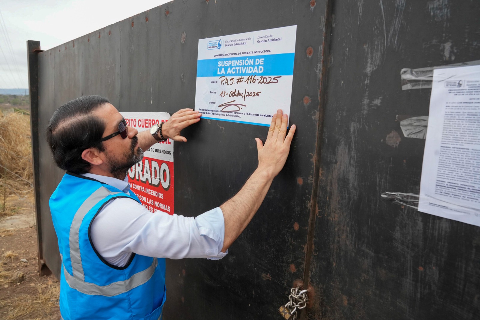 ecuador 221 WhatsApp-Image-2025-10-13-at-18.27.01 Propietario de Casas Viejas fue notificado por operar como un vertedero clandestino