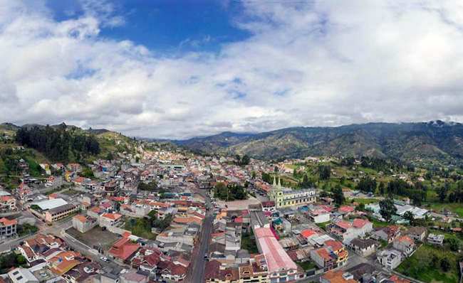 ecuador 221 chordeleg-esta-de-fiesta-en-el-feriado-de-noviembre-ecuador221.com_.ec_ Chordeleg está de fiesta en el feriado de noviembre