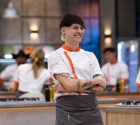 Christopher Vélez lanza su carrera como solista con “QUIÉREME”