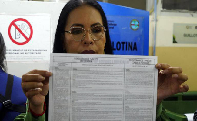 CNE aprueba nueva papeleta con reducción de asambleístas