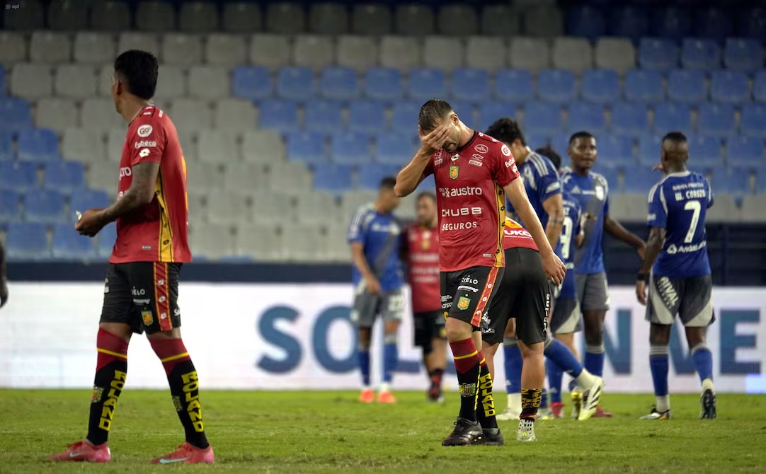 ecuador 221 cuenca Norberto Araujo: “Entramos dormidos y timoratos”