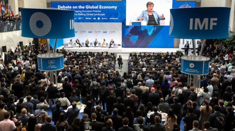 FMI aprueba nuevo desembolso de USD 600 millones para Ecuador