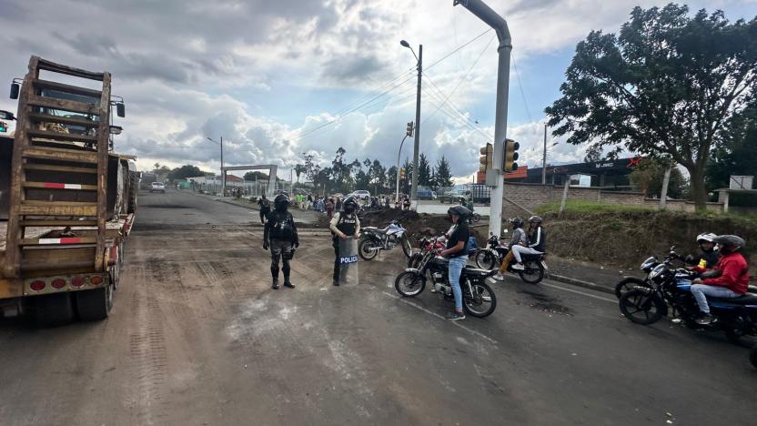 ecuador 221 fuerzas-del-orden-despejan-vas-tras-el-fin-del-paro-indgena.ecuador221.com_.ec_ Fuerzas del orden despejan vías tras el fin del paro indígena
