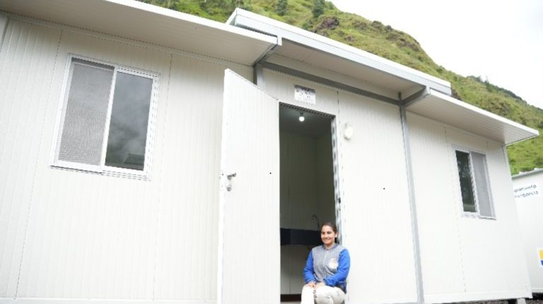 Gobierno entrega solución habitacional inmediata y sostenible