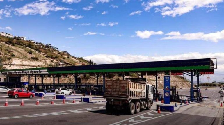 Gobierno libera peajes estatales durante feriado de noviembre