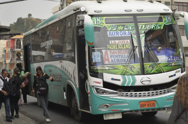 Durán alerta sobre posible restricción de buses a Guayaquil