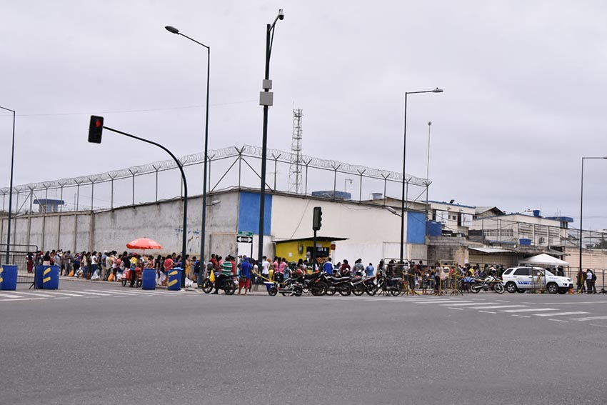 ecuador 221 Machala-carcel Disturbios en cárcel de Machala suman a la lista de indices de muertes violentas