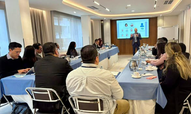 Agentes fiscales se capacitan en investigación