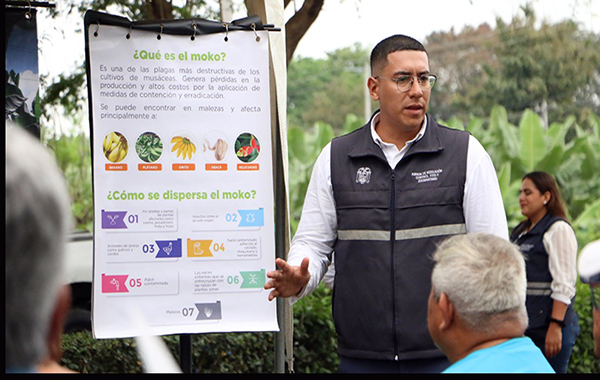 ecuador 221 agrocalidad-capacita-a-productores-y-estudiantes-en-bioseguridad-ecuador221.com_.ec_ Agrocalidad capacita a productores y estudiantes en bioseguridad