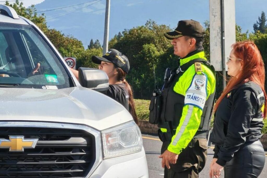 ecuador 221 ant-extiende-vigencia-de-icencias-caducadas-hasta-diciembre.ecuador221.com_.ec_ ANT extiende vigencia de licencias caducadas hasta diciembre