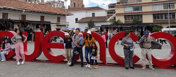 ecuador 221 cuenca-y-manta-vivieron-feriado-exitoso-con-alta-afluencia.ecuador221.com_.ec- Cuenca y Manta vivieron feriado exitoso con alta afluencia