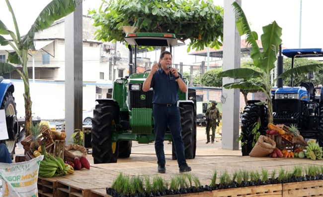 Danilo Palacios renunció al Ministerio de Agricultura