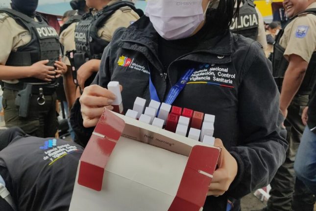 Decomisan más de 4.500 cosméticos caducados y sin registro