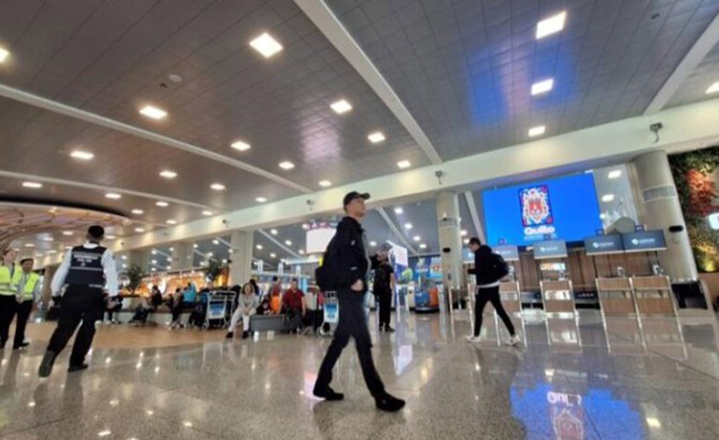 Ecuador intensifica controles en aeropuertos por casos de peste porcina en España