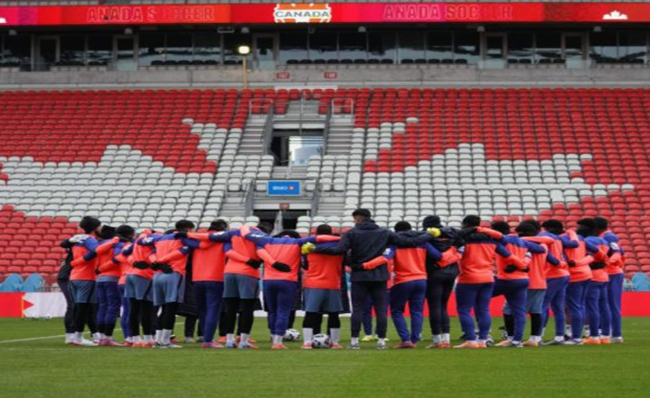 ecuador 221 ecuador-y-canada-un-duelo-bajo-cero-ecuador221.com_.ec_ Ecuador y Canadá: un duelo bajo cero