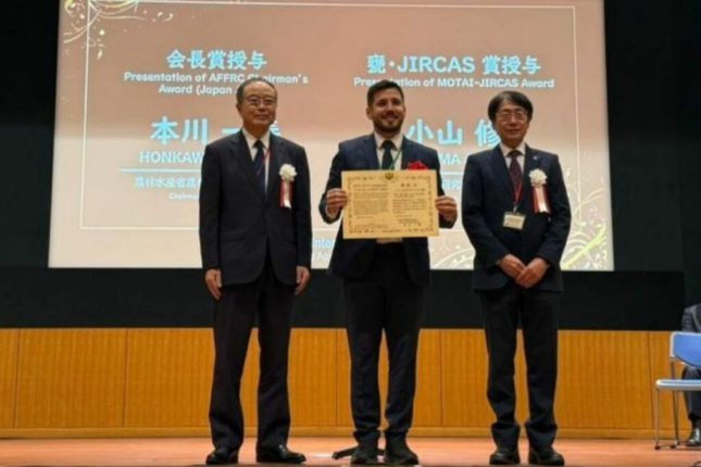 Ecuatoriano gana premio mundial por innovación agrícola con IA