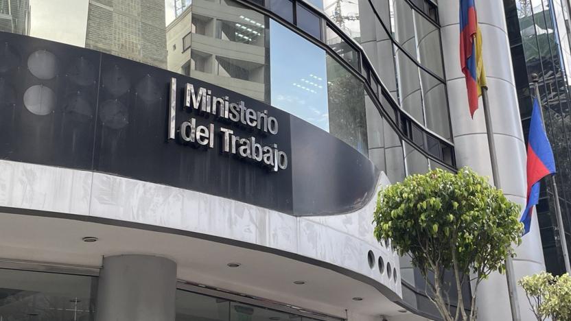 gobierno-define-cronograma-para-analizar-alza-del-salario-bsico-2026.ecuador221.com_.ec_ Gobierno define cronograma para analizar alza del salario básico