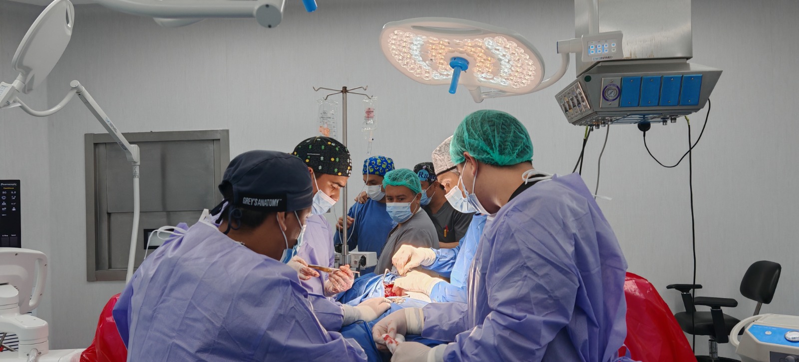 hospital-de-sucre-realiza-compleja-cirugia-de-columna-exitosamente.ecuador221.com_.ec_ Hospital de Sucre realiza compleja cirugía de columna exitosamente