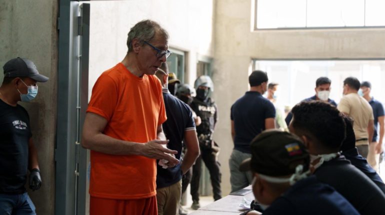 Jorge Glas llega a nueva cárcel de máxima seguridad