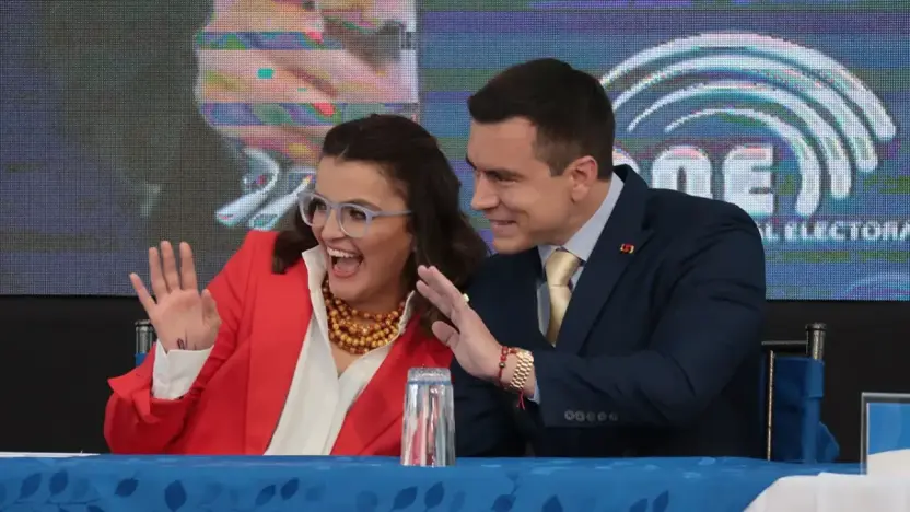 mara-pinto-asume-presidencia-temporal-durante-licencia.ecuador221.com_.ec_ María José Pinto asume Presidencia temporal durante licencia