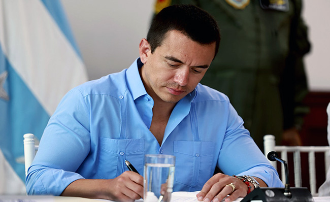 ecuador 221 noboa-anuncia-acciones-legales-contra-yaku-perez-ecuador221.com_.ec- Noboa anuncia acciones legales contra Yaku Pérez